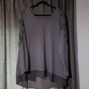 Torrid gray blouse